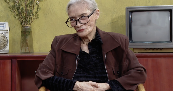 Cuộc sống của 'qu&aacute;i kiệt' s&acirc;n khấu cải lương Bo Bo Ho&agrave;ng ở tuổi 77