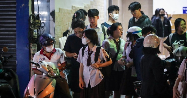 Dạy th&ecirc;m, nh&igrave;n từ g&oacute;c độ gi&aacute;o vi&ecirc;n