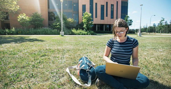 Du học sinh đến Canada &iacute;t hơn, cơ hội l&agrave;m việc, định cư c&oacute; cao hơn?