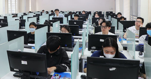 Kỳ thi HSA của ĐH Quốc gia H&agrave; Nội hết chỗ sau 4 tiếng mở cổng đăng k&yacute;