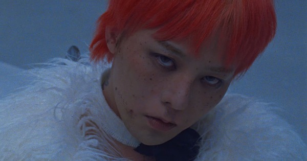 &#039;&Ocirc;ng ho&agrave;ng Kpop&#039; G-Dragon tung album mới c&agrave;n qu&eacute;t h&agrave;ng loạt bảng xếp hạng