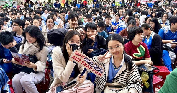 Tuyển sinh 2025: Th&ecirc;m trường mở ng&agrave;nh học mới, bổ sung tổ hợp x&eacute;t tuyển