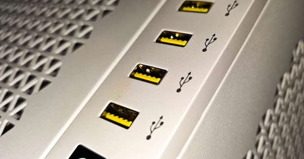 Tại sao một số cổng USB c&oacute; m&agrave;u v&agrave;ng?