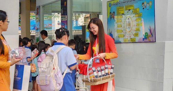 S&aacute;ng nay học sinh TP.HCM đi học lại, nơi n&agrave;o c&ograve;n nghỉ tết?