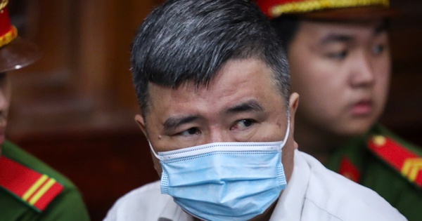 Đưa hối lộ hơn 9 tỉ đồng, v&igrave; sao nữ chủ tịch doanh nghiệp được miễn tội?