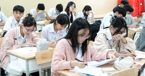 Học 2 buổi c&oacute; vi phạm quy định dạy th&ecirc;m, học th&ecirc;m?