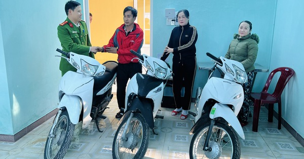 Bắt nh&oacute;m trộm xe m&aacute;y th&ocirc;ng qua đường d&acirc;y n&oacute;ng của Gi&aacute;m đốc C&ocirc;ng an TP.Huế