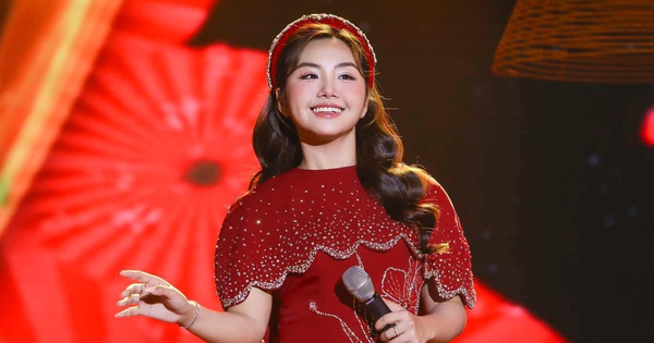 Kh&aacute;nh An được Quang L&ecirc; khuy&ecirc;n đi h&aacute;t đ&ocirc;i với Trung Quang sau 'Solo c&ugrave;ng bolero'