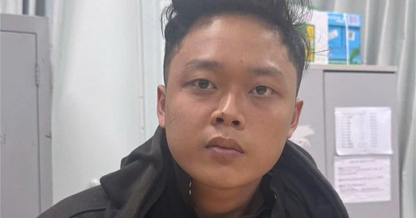 Đ&acirc;m chết người tại qu&aacute;n c&agrave; ph&ecirc; chỉ v&igrave; cự c&atilde;i mượn 'ống điếu c&agrave;y'