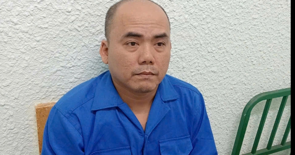 Giữ khẩn cấp t&agrave;i xế vụ lật xe kh&aacute;ch 3 người chết tại Ph&uacute; Y&ecirc;n