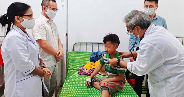 Quảng Nam: Nguy&ecirc;n nh&acirc;n bệnh sởi ở Nam Tr&agrave; My l&agrave; do 'lỗ hổng vắc xin'