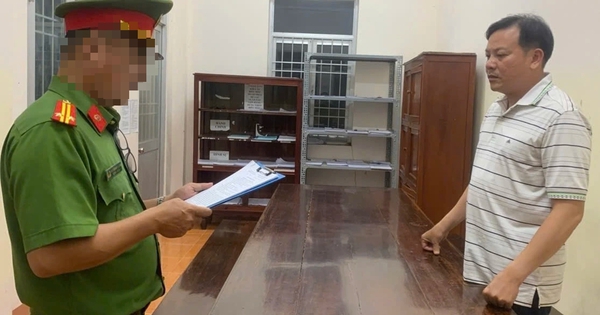 Khởi tố, bắt tạm giam 2 cựu c&aacute;n bộ ng&acirc;n h&agrave;ng tại C&agrave; Mau