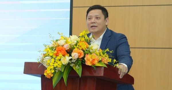 Viện trưởng gi&aacute;o dục 'giật m&igrave;nh' từ c&acirc;u n&oacute;i của học sinh thi Olympic to&aacute;n quốc tế