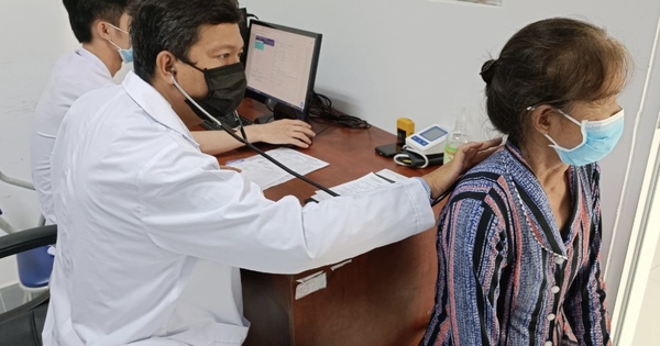 C&agrave; Mau: Mỗi ấp, kh&oacute;m được bố tr&iacute; 2 nh&acirc;n vi&ecirc;n y tế