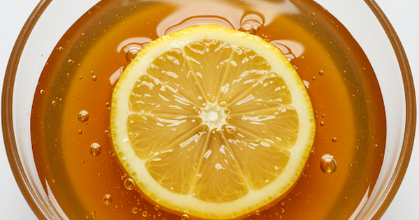 B&aacute;c sĩ chỉ ra 4 thực phẩm kết hợp với mật ong tốt cho sức khỏe