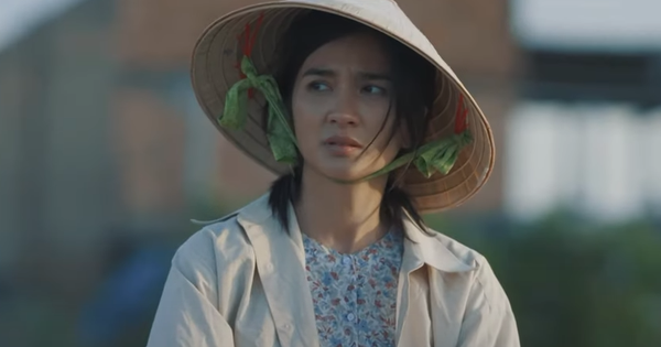 Phim &lsquo;Mẹ biển&rsquo; tập 2: Chuyện &lsquo;người thứ ba&rsquo; ở x&oacute;m ch&agrave;i