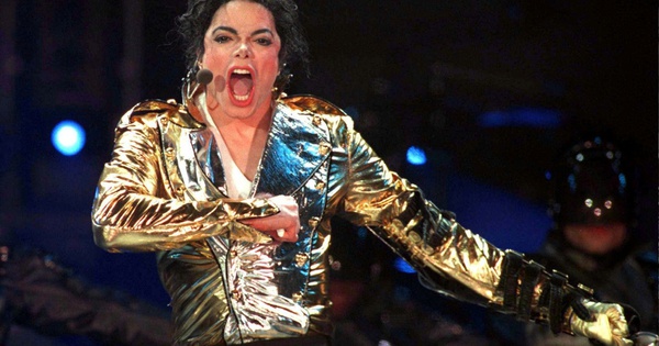 Đoạn video b&iacute; mật l&agrave;m đảo chiều vụ &aacute;n x&acirc;m hại t&igrave;nh dục của Michael Jackson