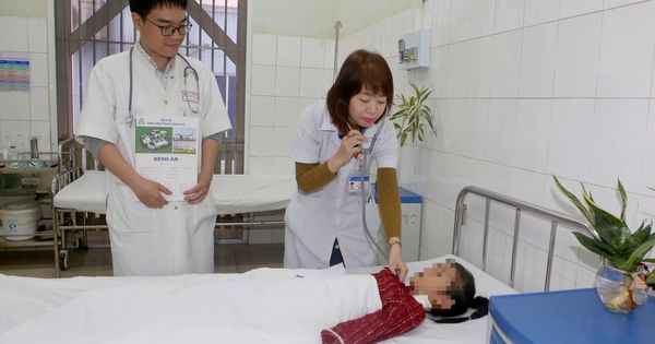 B&eacute; g&aacute;i bị loạn nhịp tim, nguy cơ tử vong được cứu sống ngoạn mục