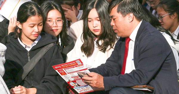 Học sinh miền n&uacute;i đến gần hơn ước mơ ĐH