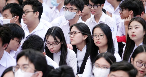 Miễn học ph&iacute; học sinh cả nước: Tư thục, d&acirc;n lập được hỗ trợ bao nhi&ecirc;u?