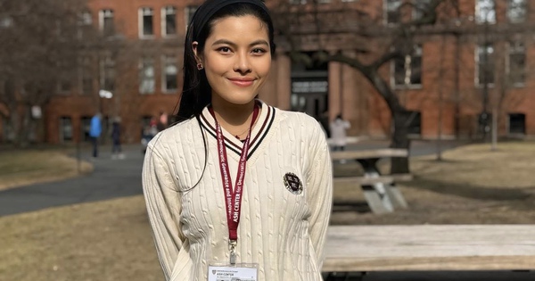 &Aacute; hậu Việt l&ecirc;n tiếng khi bị n&oacute;i 'ph&ocirc;ng bạt' chuyện học thạc sĩ ở Harvard