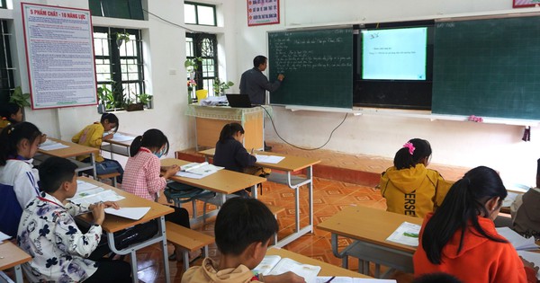 Thanh H&oacute;a: &#039;Qu&ecirc;n&#039; xếp lại lương cho 191 gi&aacute;o vi&ecirc;n