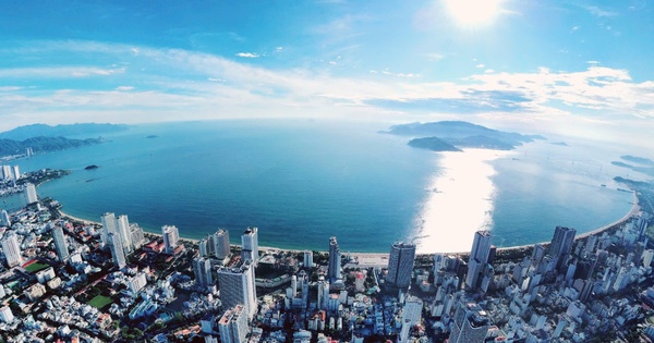 Thu ph&iacute; du kh&aacute;ch tham quan vịnh Nha Trang