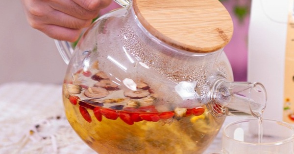 Những t&aacute;c dụng tuyệt vời của tr&agrave; kỷ tử hoa c&uacute;c ng&agrave;y n&oacute;ng