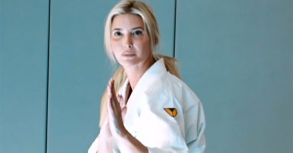 Con g&aacute;i Donald Trump khoe kỹ năng v&otilde; thuật