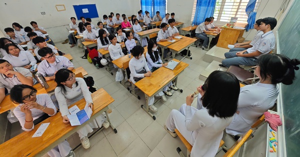 Trường ĐH sử dụng tổ hợp x&eacute;t tuyển 'lạ': Ảnh hưởng chất lượng đ&agrave;o tạo