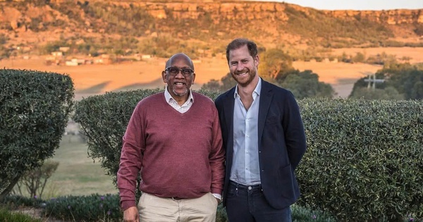 Ho&agrave;ng tử Harry bất ngờ r&uacute;t khỏi tổ chức vinh danh C&ocirc;ng nương Diana