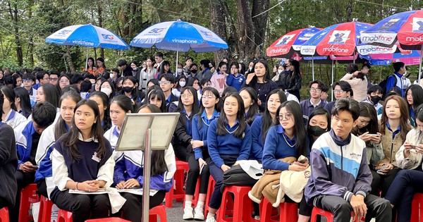 Một trường ĐH lấy ngữ văn l&agrave; m&ocirc;n ch&iacute;nh trong tất cả c&aacute;c tổ hợp x&eacute;t tuyển