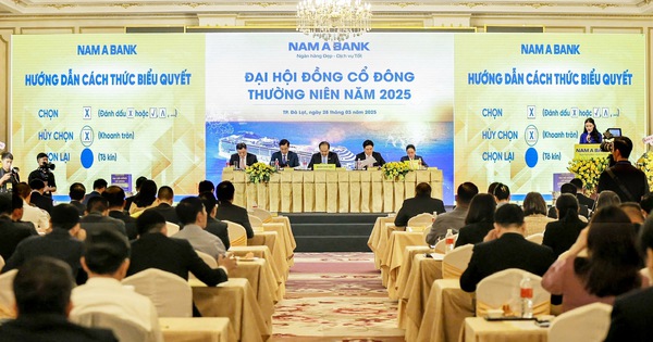 Nam A Bank chia cổ tức 25%, tăng vốn điều lệ lên 18.007 tỉ đồng