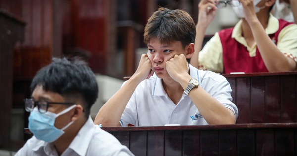 Thi đ&aacute;nh gi&aacute; năng lực theo cấu tr&uacute;c mới, học sinh lo, chuy&ecirc;n gia khuy&ecirc;n g&igrave;?