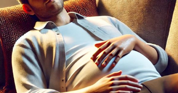 T&aacute;c hại kh&ocirc;ng ngờ của nằm ngay sau khi ăn