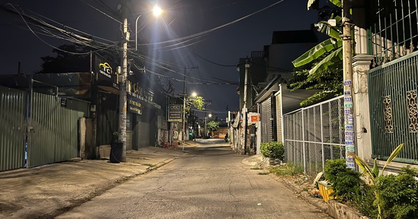 Sau tiếng la h&eacute;t, ph&aacute;t hiện h&agrave;ng x&oacute;m bị đ&acirc;m nguy kịch ở Thủ Đức