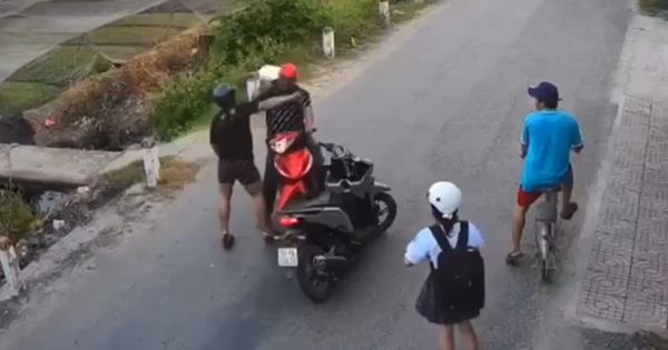 X&aacute;c minh clip người đ&agrave;n &ocirc;ng đ&aacute;nh người sau va chạm nhẹ xe m&aacute;y ở B&igrave;nh Ch&aacute;nh