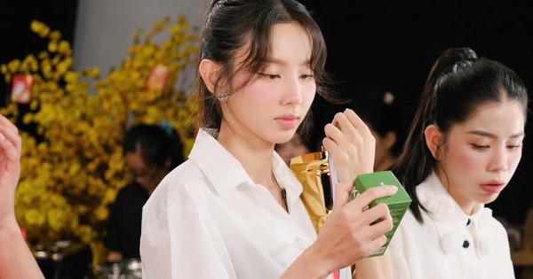 Th&ugrave;y Ti&ecirc;n xin lỗi vụ vụ quảng c&aacute;o &#039;lố&#039; kẹo rau củ hợp t&aacute;c với Quang Linh Vlogs