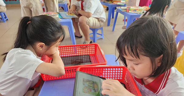 Tuyệt đối kh&ocirc;ng được y&ecirc;u cầu nộp th&ecirc;m giấy tờ nếu dữ liệu tr&ecirc;n VNeID ch&iacute;nh x&aacute;c