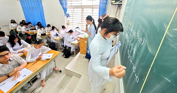 Chạy đua chống trượt tốt nghiệp THPT