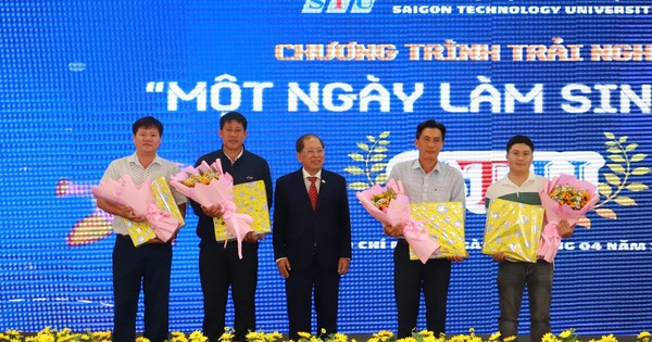 Hơn 500 học sinh tham dự trải nghiệm 'Một ng&agrave;y l&agrave;m sinh vi&ecirc;n STU' lần 2