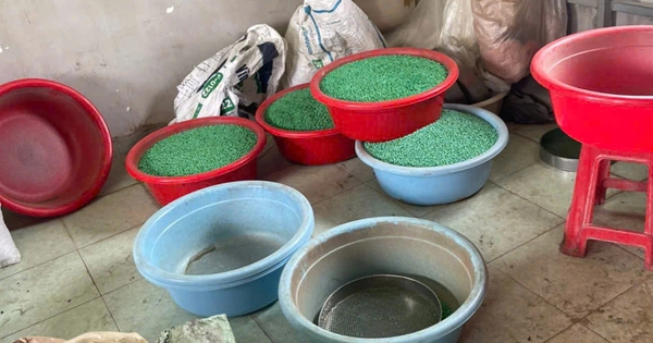 Vụ thuốc giả: Ph&aacute;t hiện lượng lớn thuốc giảm đau trong thuốc đ&ocirc;ng y bị thu giữ