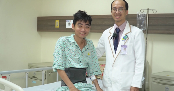 Lao cột sống, người đ&agrave;n &ocirc;ng nghĩ cuộc đời sẽ gắn liền với chiếc giường m&atilde;i m&atilde;i