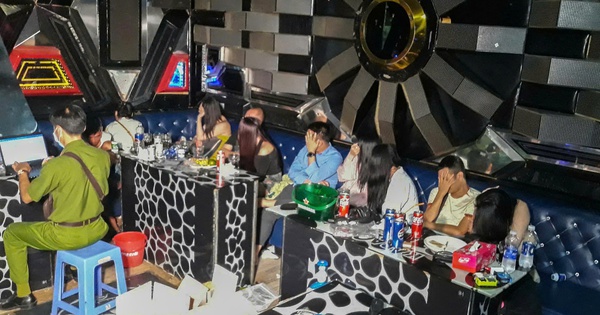 Vĩnh Long: 19 người trong qu&aacute;n karaoke dương t&iacute;nh chất ma t&uacute;y