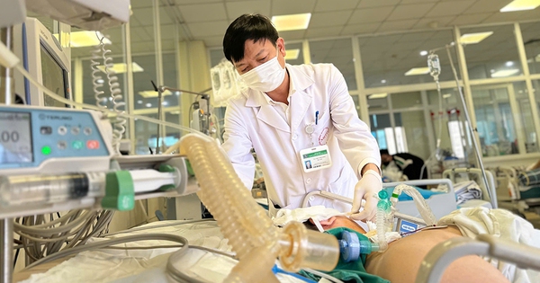 Cảnh b&aacute;o th&oacute;i quen d&ugrave;ng rượu bia trước khi ngủ