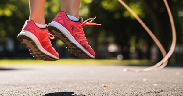 3 b&agrave;i tập cardio đơn giản gi&uacute;p giảm c&acirc;n tại nh&agrave;