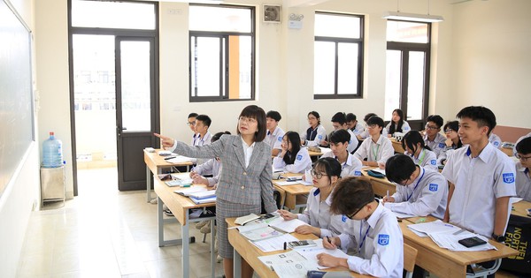 Từ h&ocirc;m nay, gi&aacute;o vi&ecirc;n kh&ocirc;ng c&ograve;n phải ki&ecirc;m nhiệm qu&aacute; nhiều việc