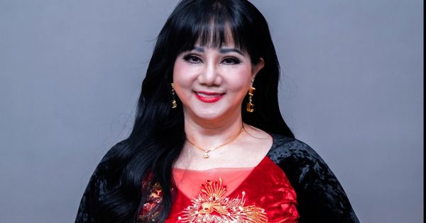 'Nữ ho&agrave;ng rock' Ngọc &Aacute;nh ở tuổi 61: L&agrave;m mẹ đơn th&acirc;n, m&atilde;n nguyện với sự nghiệp