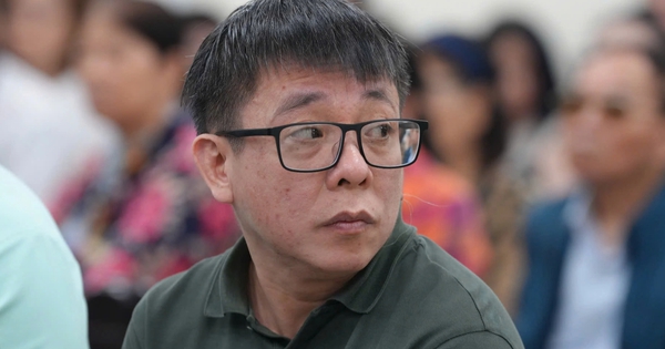 Chuyển tr&aacute;i ph&eacute;p 9.500 tỉ, '&ocirc;ng chủ' V&agrave;ng Ph&uacute; Cường bị đề nghị 14-16 năm t&ugrave;