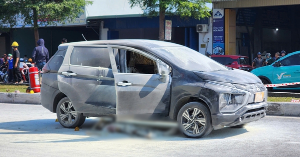 Hai người tử vong bất thường trong &ocirc; t&ocirc; bốc ch&aacute;y ở ng&atilde; ba Huế